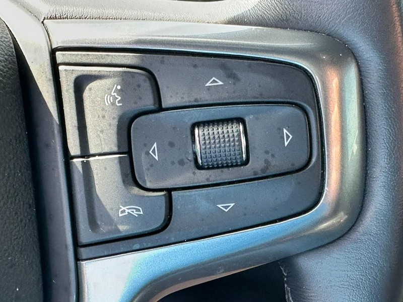 Chevrolet Tahoe Vehicle Full-screen Gallery Image 22