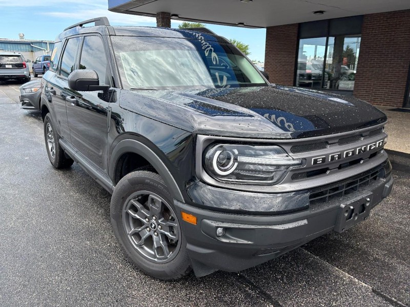 Ford Bronco Sport Vehicle Full-screen Gallery Image 02