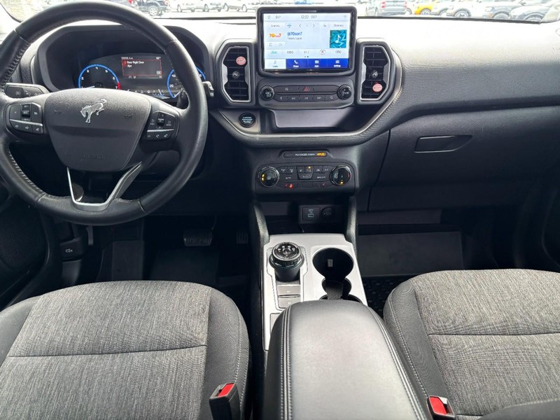Ford Bronco Sport Vehicle Full-screen Gallery Image 10
