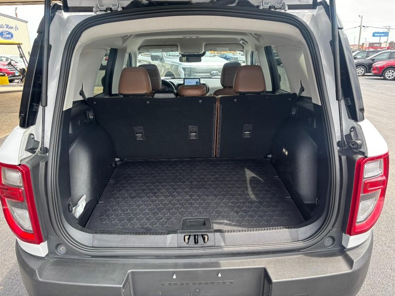 Ford Bronco Sport Vehicle Full-screen Gallery Image 06
