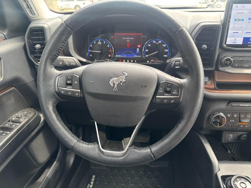Ford Bronco Sport Vehicle Full-screen Gallery Image 11