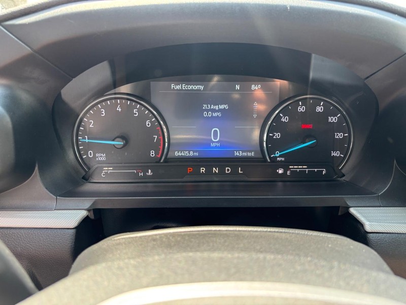 Ford Explorer Vehicle Full-screen Gallery Image 17