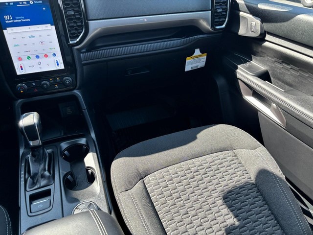 2025 Ford Ranger XLT - Photo 13