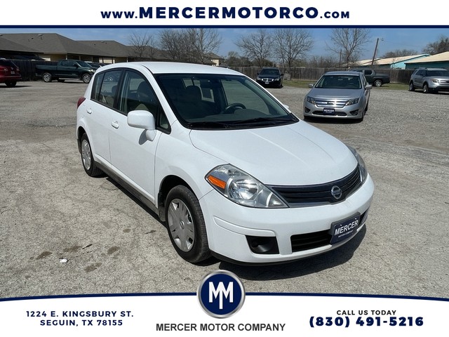 more details - nissan versa