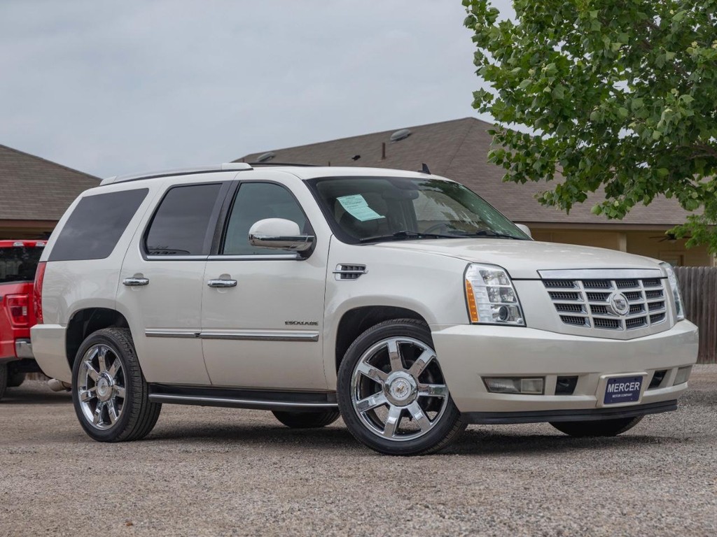 Cadillac Escalade Vehicle Full-screen Gallery Image 02
