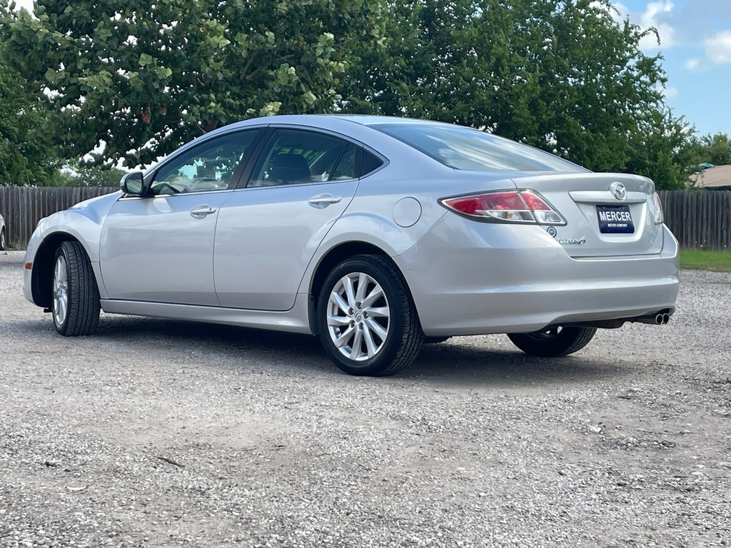 Mazda MAZDA6 Vehicle Full-screen Gallery Image 6