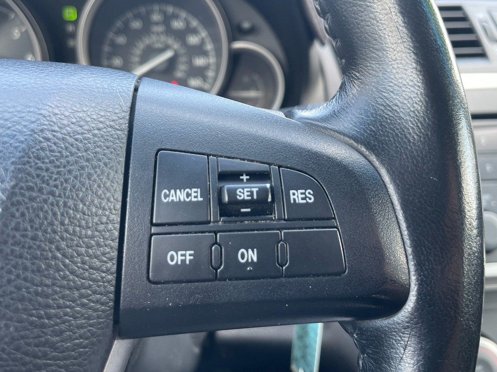 Mazda MAZDA6 Vehicle Full-screen Gallery Image 22