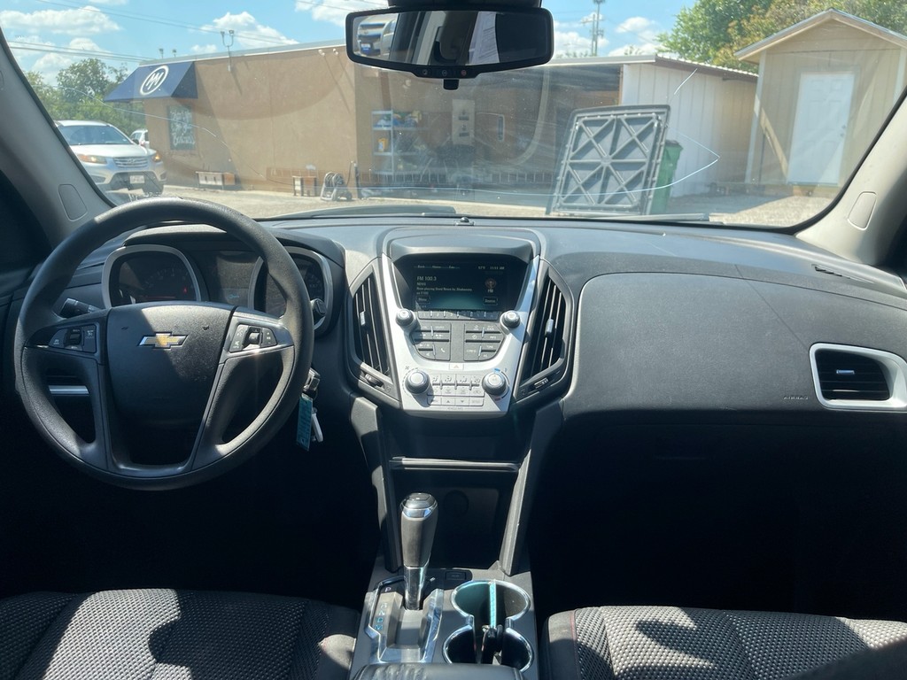 Chevrolet Equinox Vehicle Full-screen Gallery Image 12