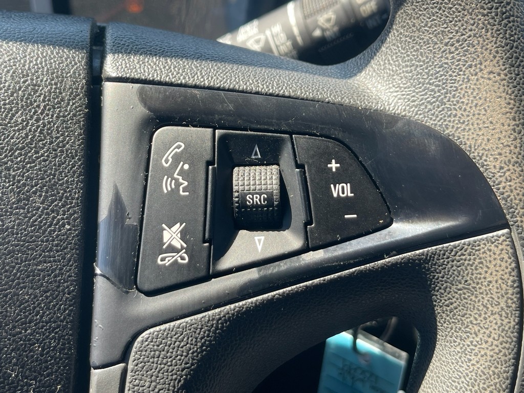 Chevrolet Equinox Vehicle Full-screen Gallery Image 22