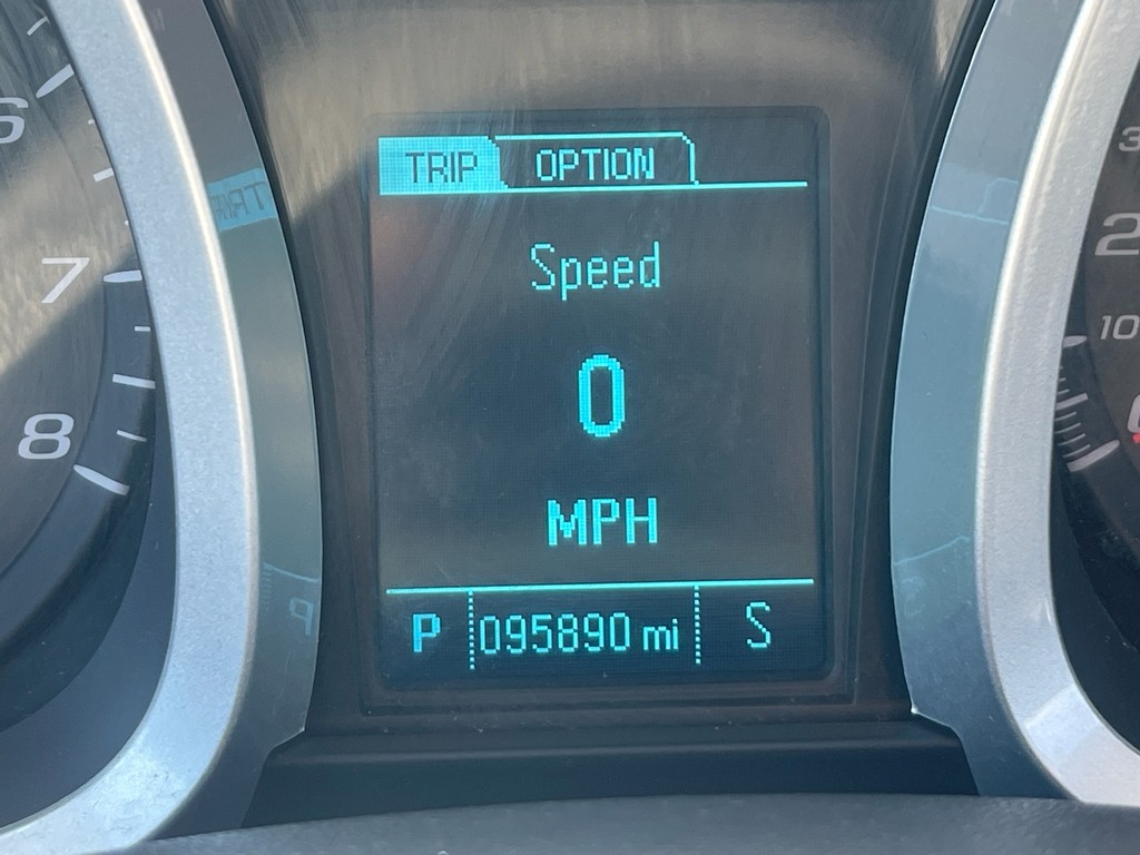 Chevrolet Equinox Vehicle Full-screen Gallery Image 23