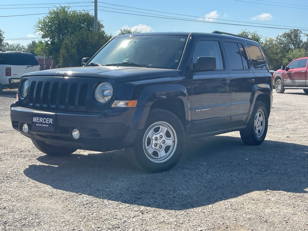 Jeep Patriot Vehicle Full-screen Gallery Image 9