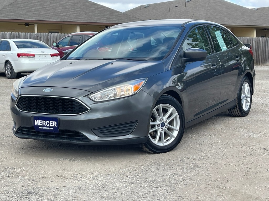 Ford Focus Vehicle Full-screen Gallery Image 9