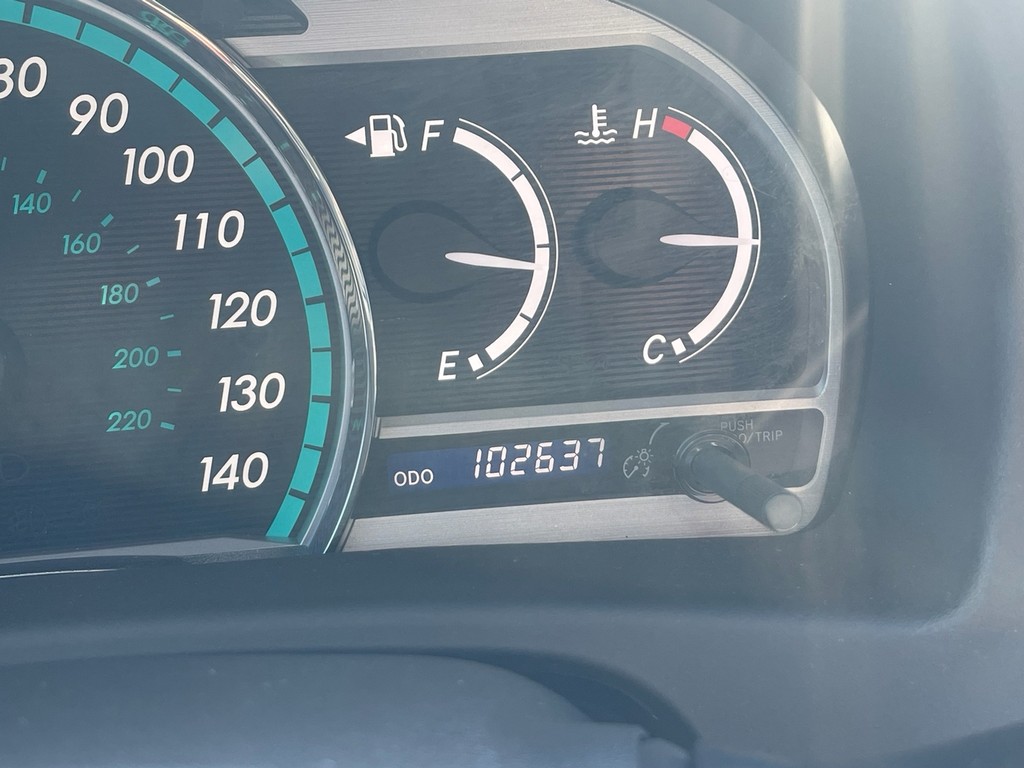 Toyota Venza Vehicle Full-screen Gallery Image 22