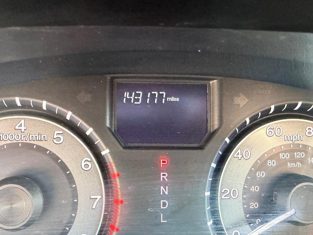 Honda Odyssey Vehicle Full-screen Gallery Image 21