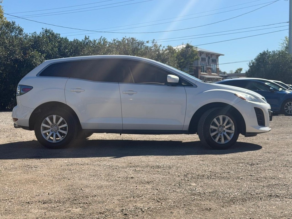 Mazda CX-7 Vehicle Full-screen Gallery Image 2