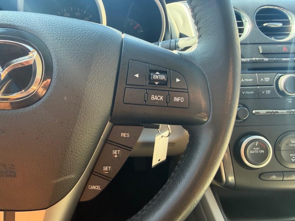 Mazda CX-7 Vehicle Full-screen Gallery Image 22