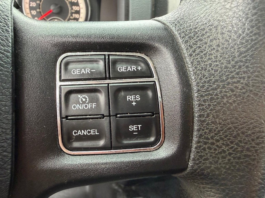 Ram 1500 Vehicle Full-screen Gallery Image 18