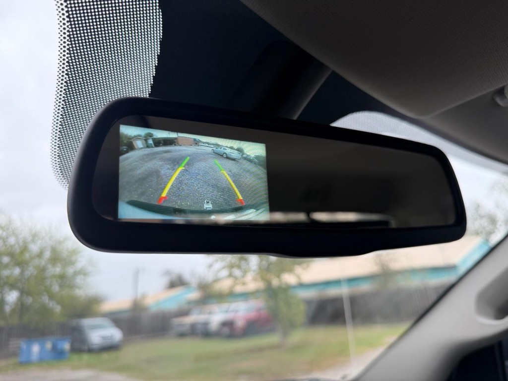 Ram 1500 Vehicle Full-screen Gallery Image 20