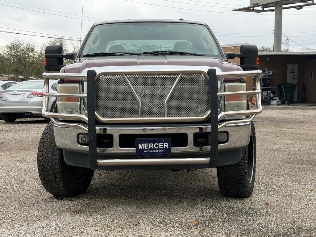 Ford Super Duty F-250 SRW Vehicle Full-screen Gallery Image 9