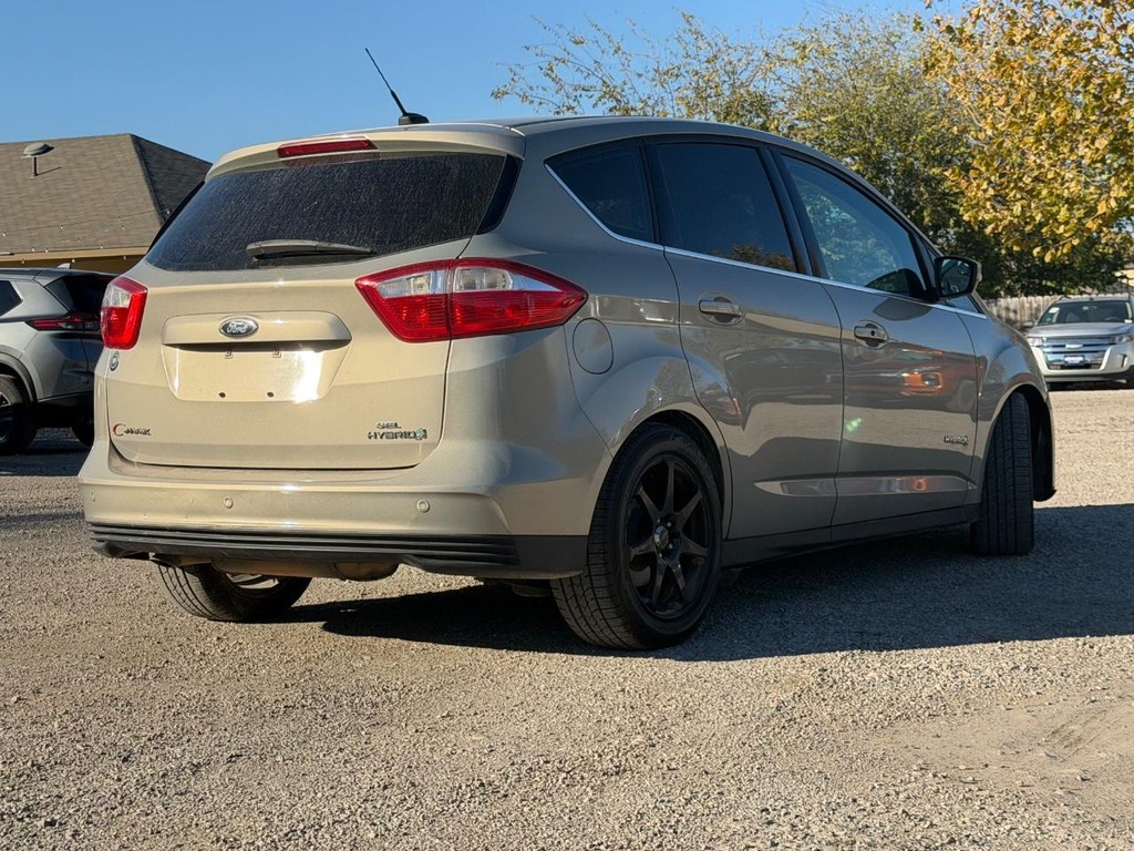 Ford C-Max Hybrid Vehicle Full-screen Gallery Image 3