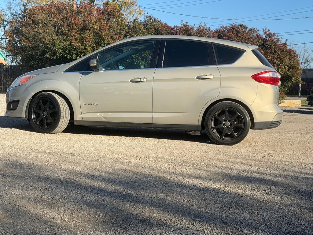 Ford C-Max Hybrid Vehicle Full-screen Gallery Image 7