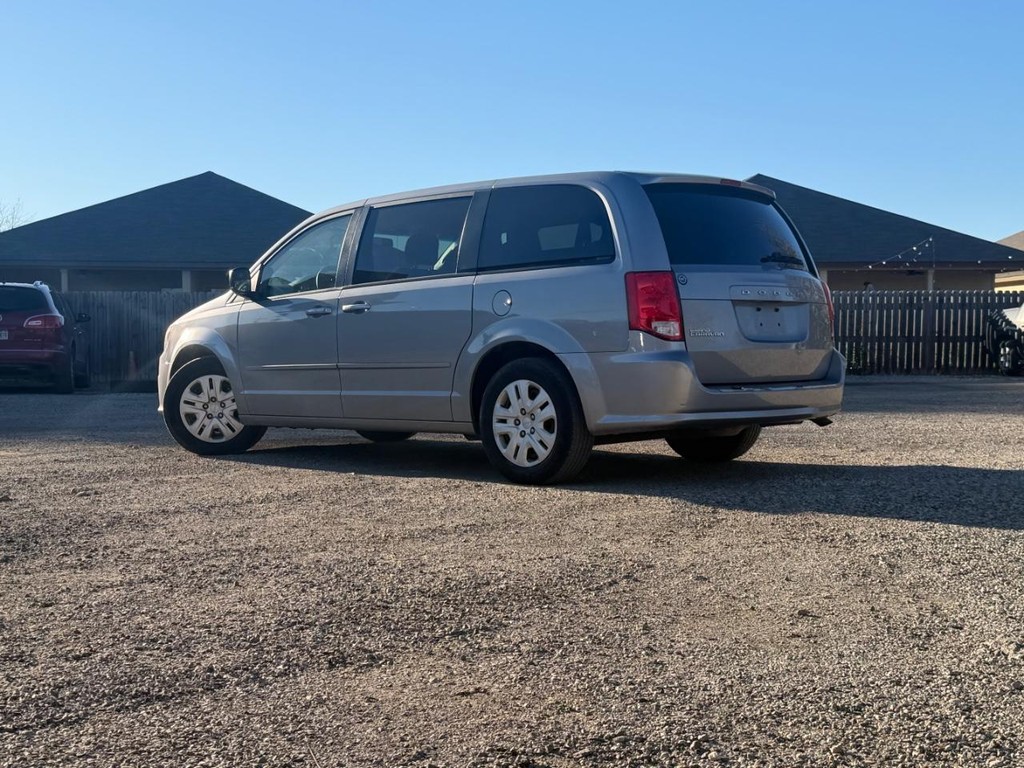 Dodge Grand Caravan Vehicle Full-screen Gallery Image 6