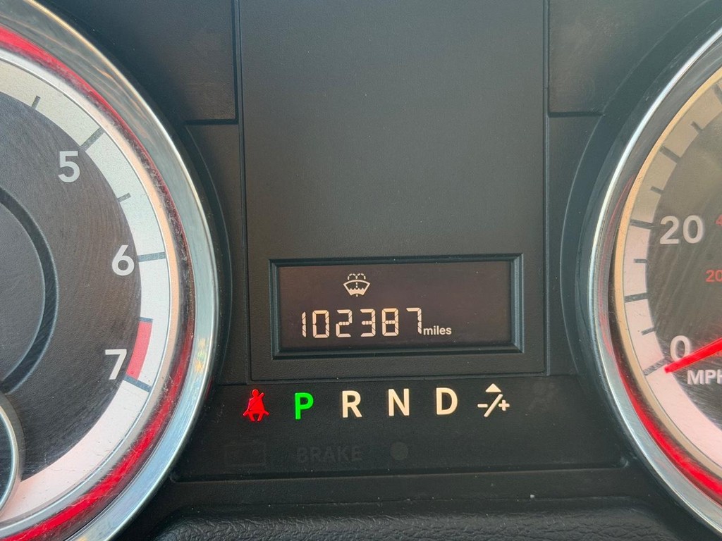 Dodge Grand Caravan Vehicle Full-screen Gallery Image 22