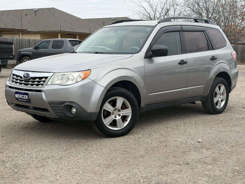 Subaru Forester Vehicle Full-screen Gallery Image 7