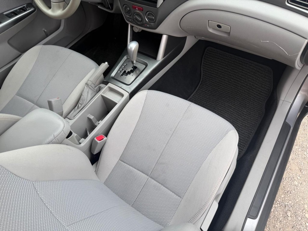 Subaru Forester Vehicle Full-screen Gallery Image 13