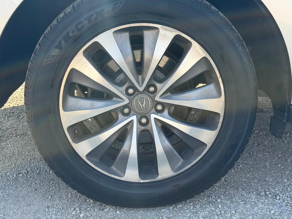 Acura MDX Vehicle Full-screen Gallery Image 7