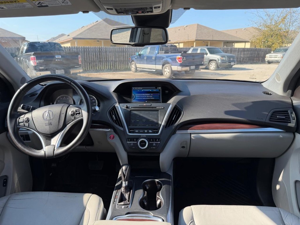 Acura MDX Vehicle Full-screen Gallery Image 13