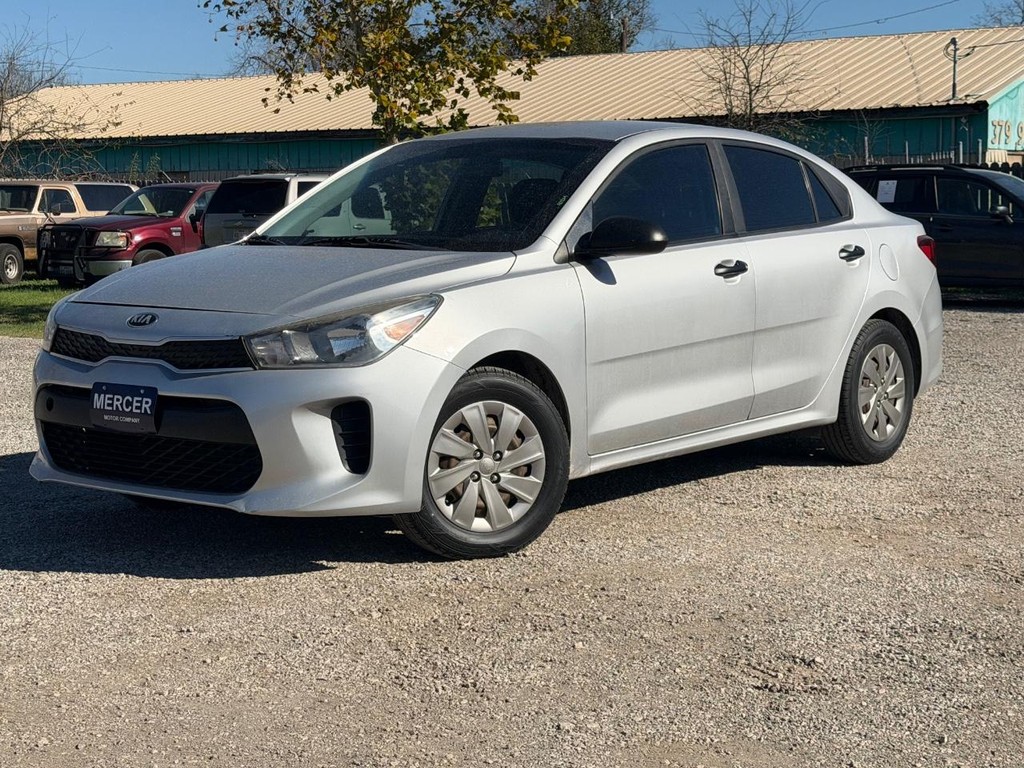 Kia Rio Vehicle Full-screen Gallery Image 09