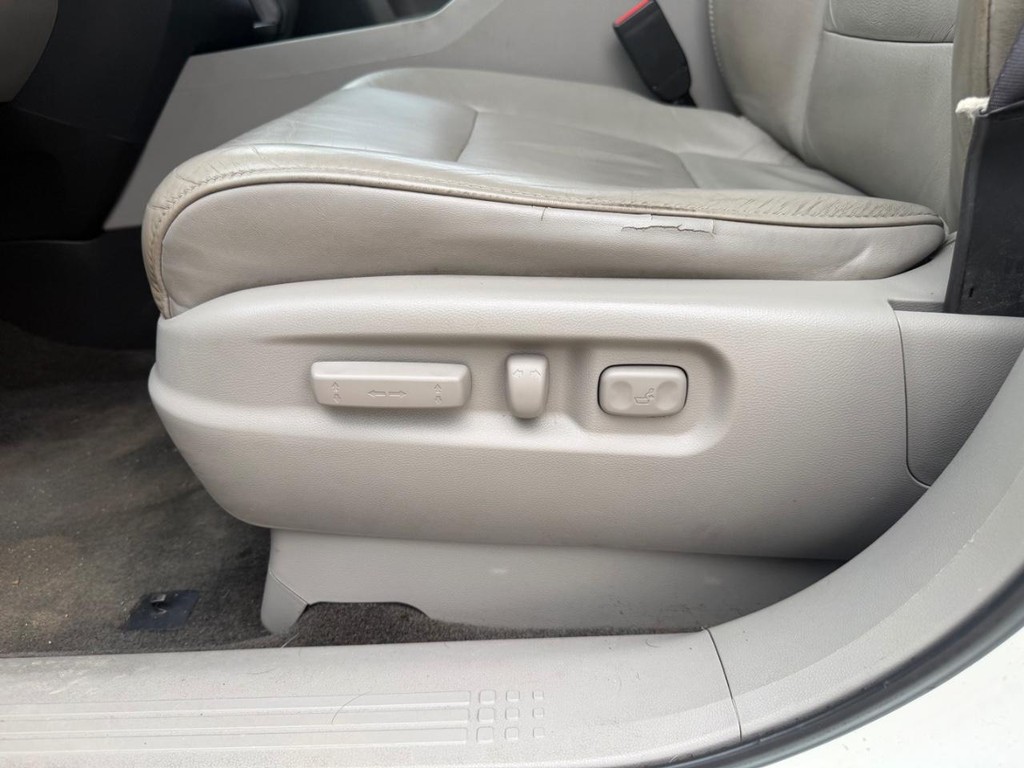 Honda Pilot Vehicle Full-screen Gallery Image 19