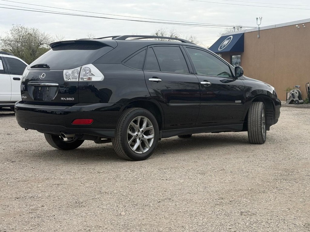Lexus RX 350 Vehicle Full-screen Gallery Image 03