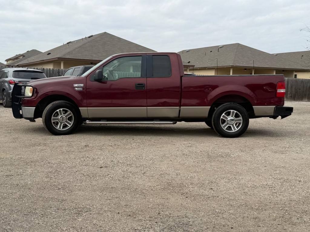 Ford F-150 Vehicle Full-screen Gallery Image 7