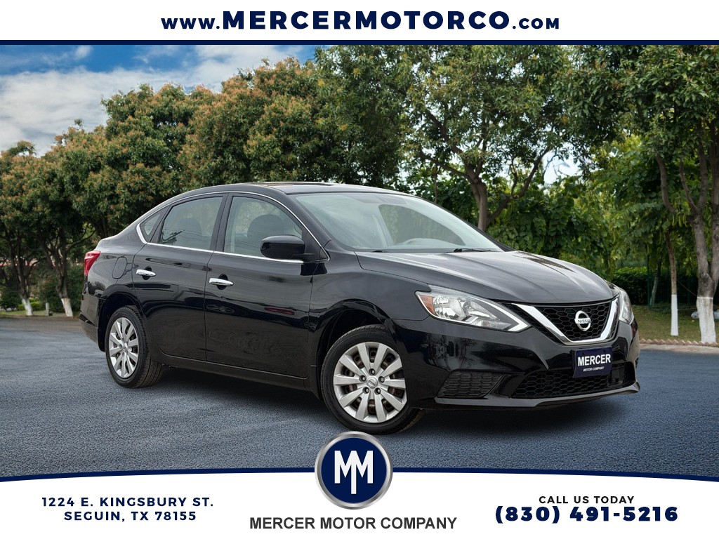 Nissan Sentra Vehicle Full-screen Gallery Image 01