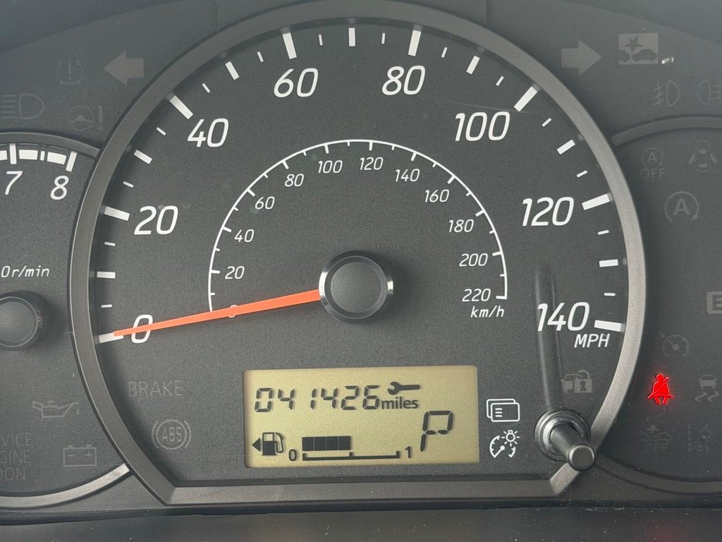 Mitsubishi Mirage Vehicle Full-screen Gallery Image 22