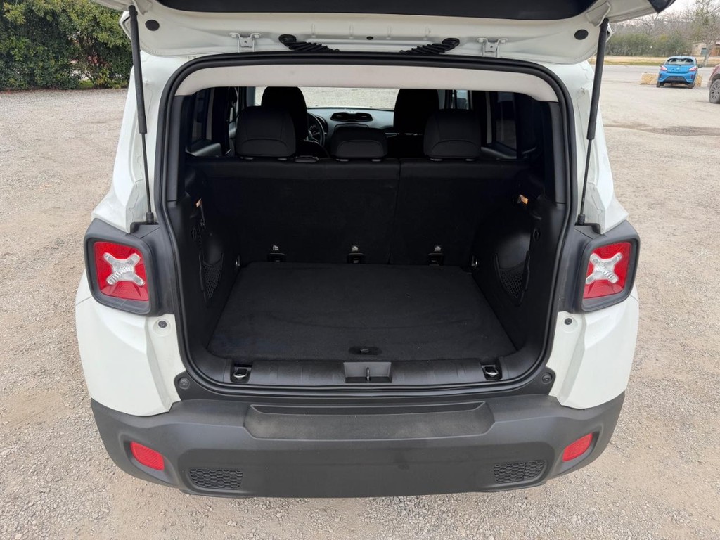 Jeep Renegade Vehicle Full-screen Gallery Image 5