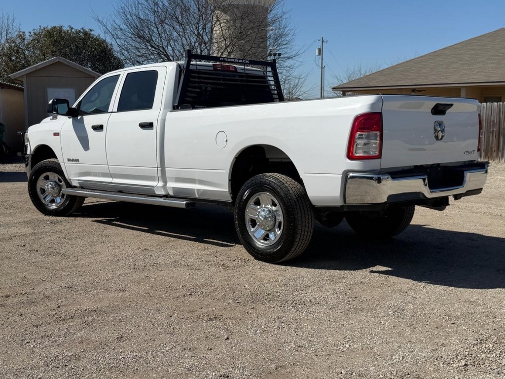 Ram 2500 Vehicle Full-screen Gallery Image 05