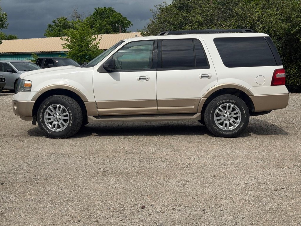 Ford Expedition Vehicle Full-screen Gallery Image 8