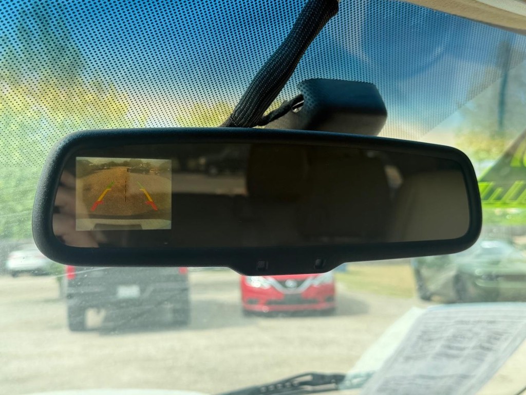 Ford Expedition Vehicle Full-screen Gallery Image 25