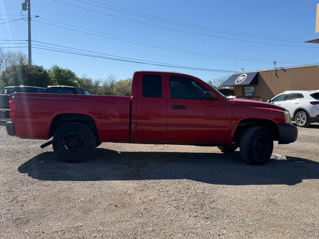 Dodge Dakota Vehicle Full-screen Gallery Image 2