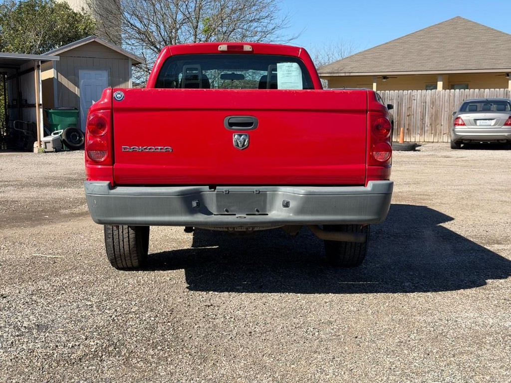 Dodge Dakota Vehicle Full-screen Gallery Image 4