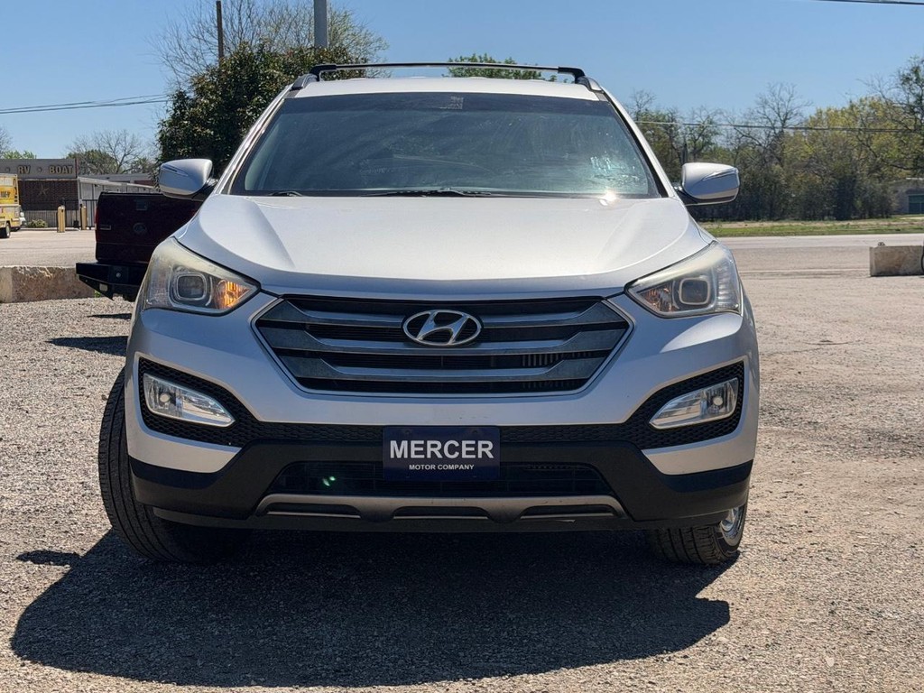 Hyundai Santa Fe Sport Vehicle Full-screen Gallery Image 10