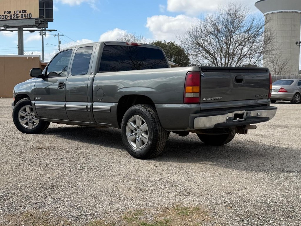 Chevrolet Silverado 1500 Vehicle Full-screen Gallery Image 5