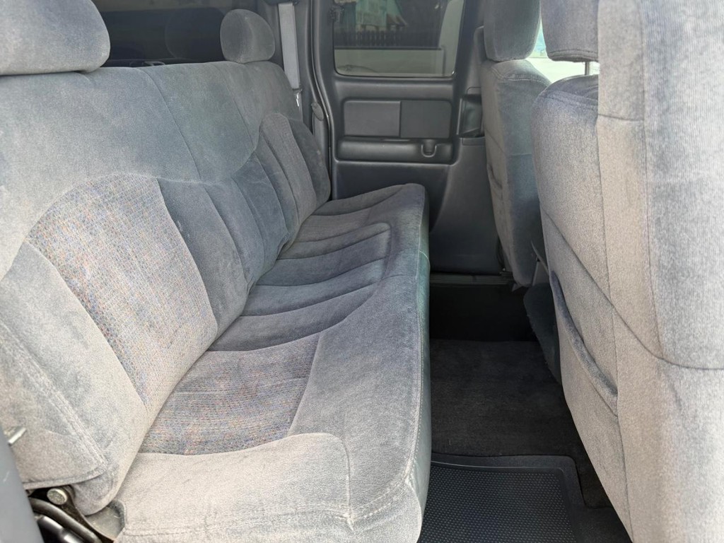 Chevrolet Silverado 1500 Vehicle Full-screen Gallery Image 10