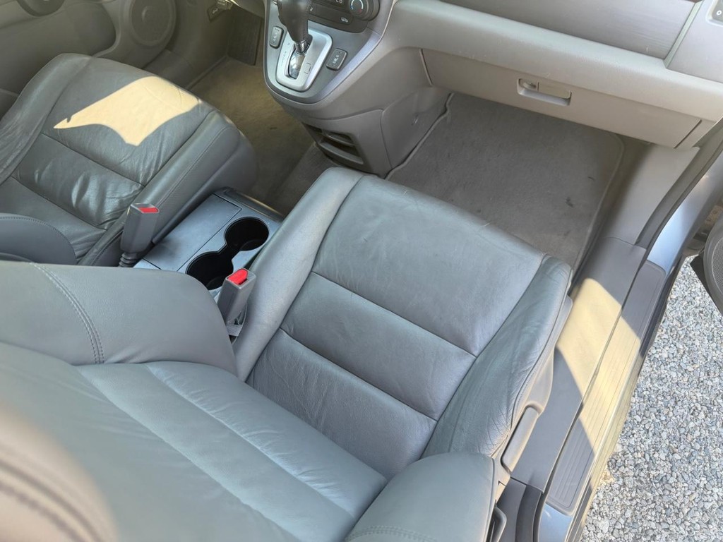 Honda CR-V Vehicle Full-screen Gallery Image 15