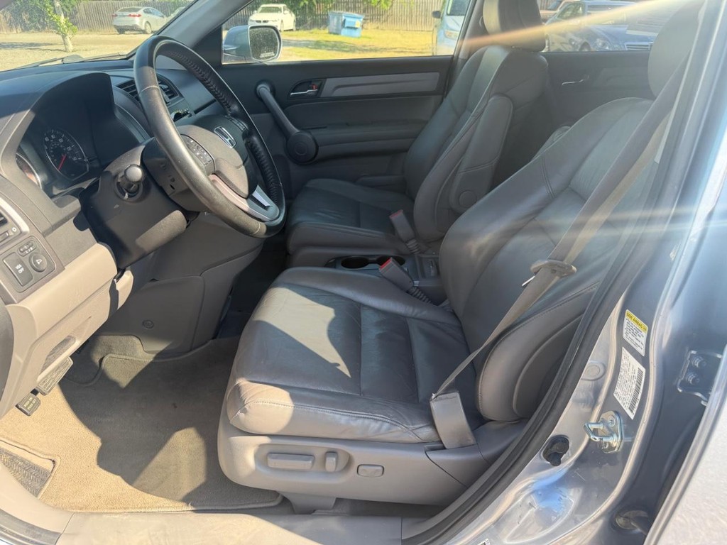 Honda CR-V Vehicle Full-screen Gallery Image 17