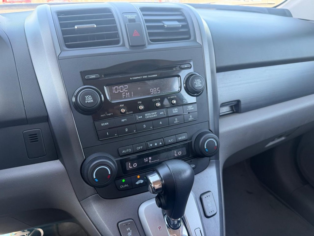 Honda CR-V Vehicle Full-screen Gallery Image 24