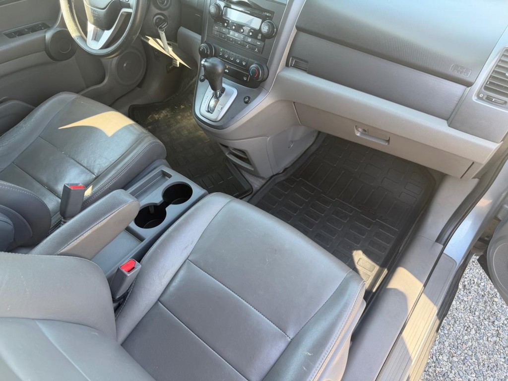 Honda CR-V Vehicle Full-screen Gallery Image 15